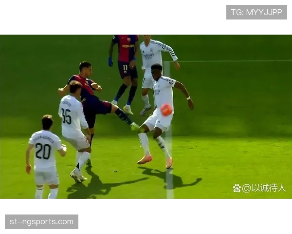 判罚标准：裁判判定手球与点球的关键条件与常见误区